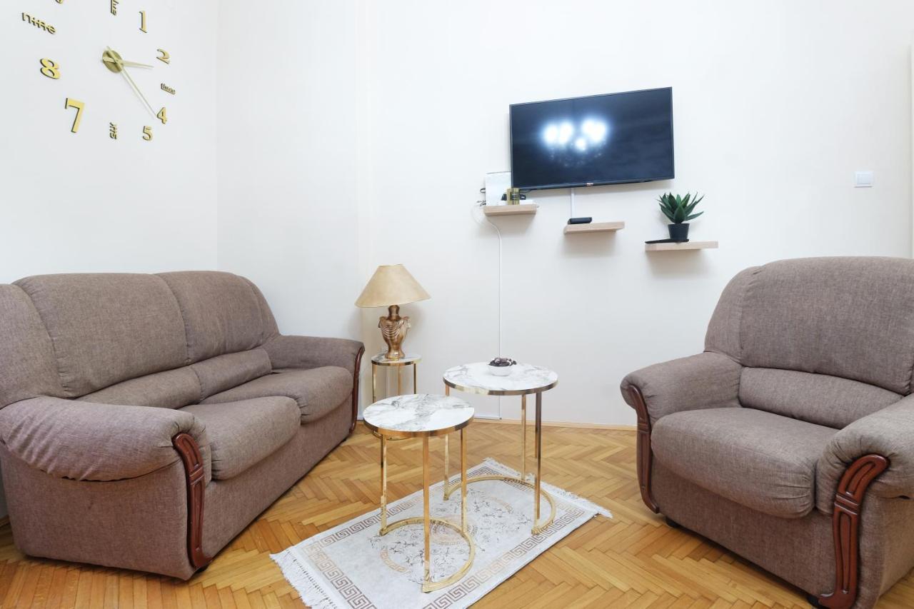 Illusion Downtown Apartment Beograd Ngoại thất bức ảnh