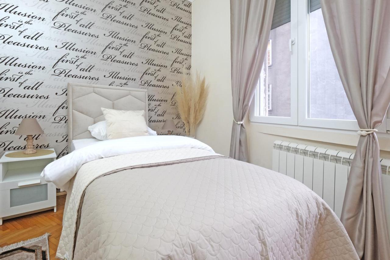 Illusion Downtown Apartment Beograd Ngoại thất bức ảnh
